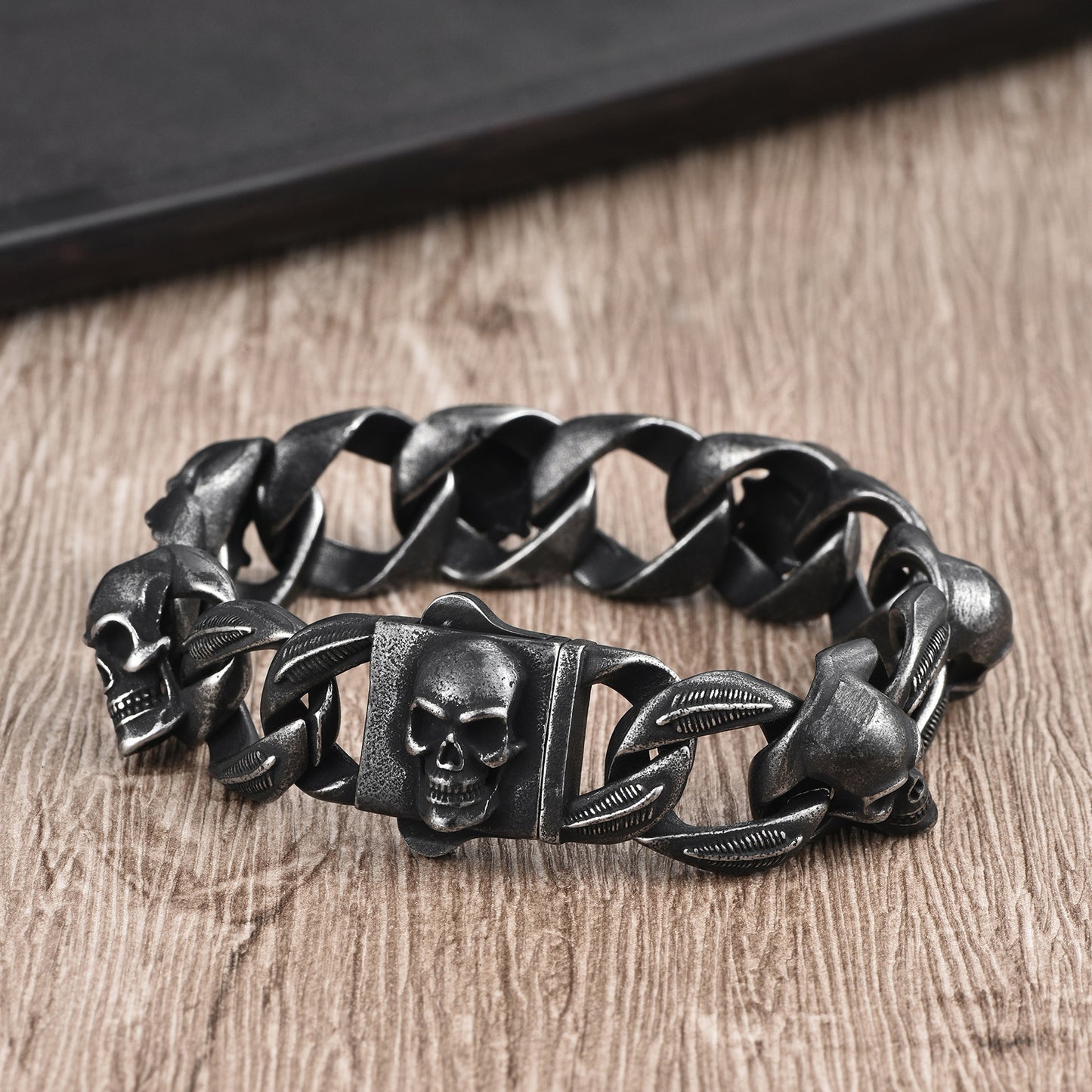 Skull Chain Bracelet